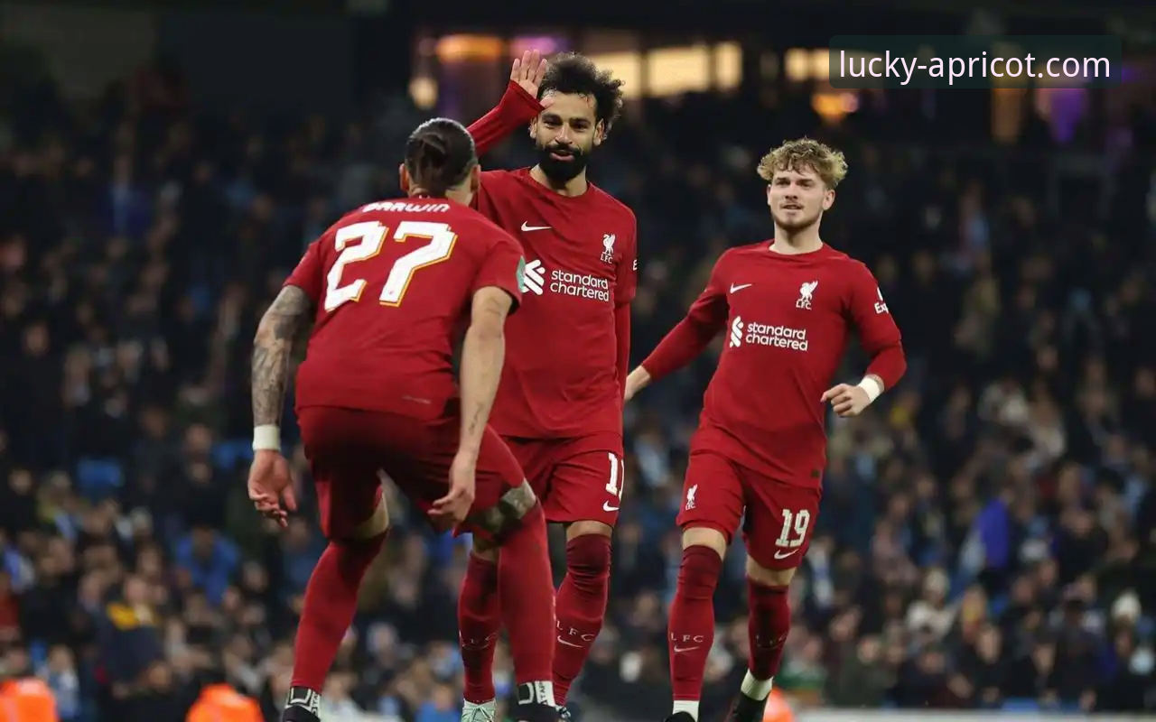 狼队1-3利物浦：足总杯晋级之路最新战报，专业视角解析红军流畅进攻